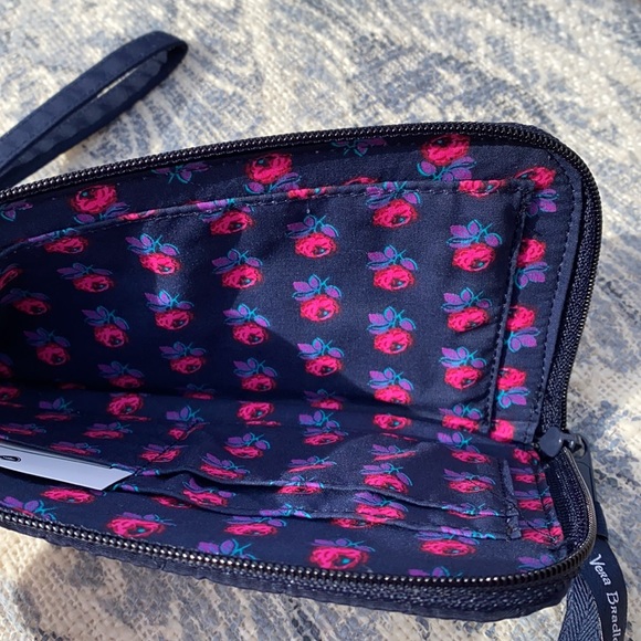 NWT Vera Bradley RFID Tech wristlet. 2 Gray and 1 navy. - Picture 4 of 9
